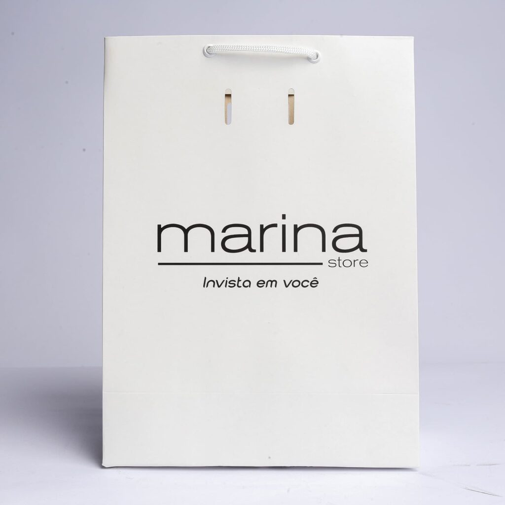 sacola personalizada em papel com alça e impressão minimalista