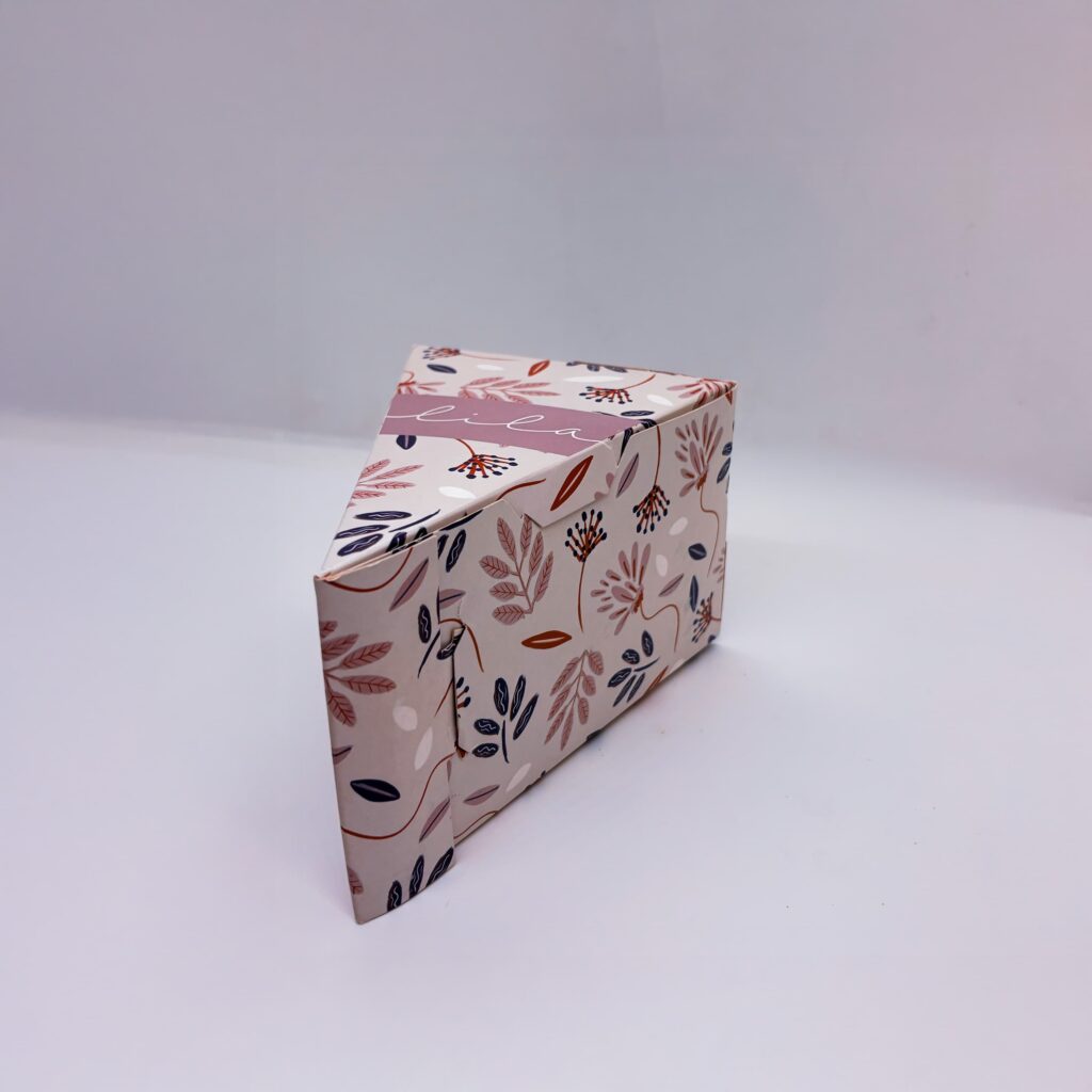 Embalagem de papel personalizada com estampa floral para alimentos